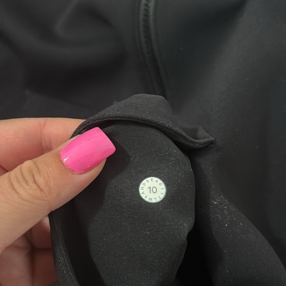 Lululemon Re-Form Jacket - Picture 2 of 5